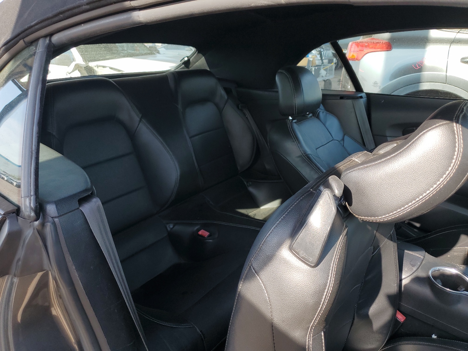 1FATP8UH2J5142514 2018 Ford Mustang