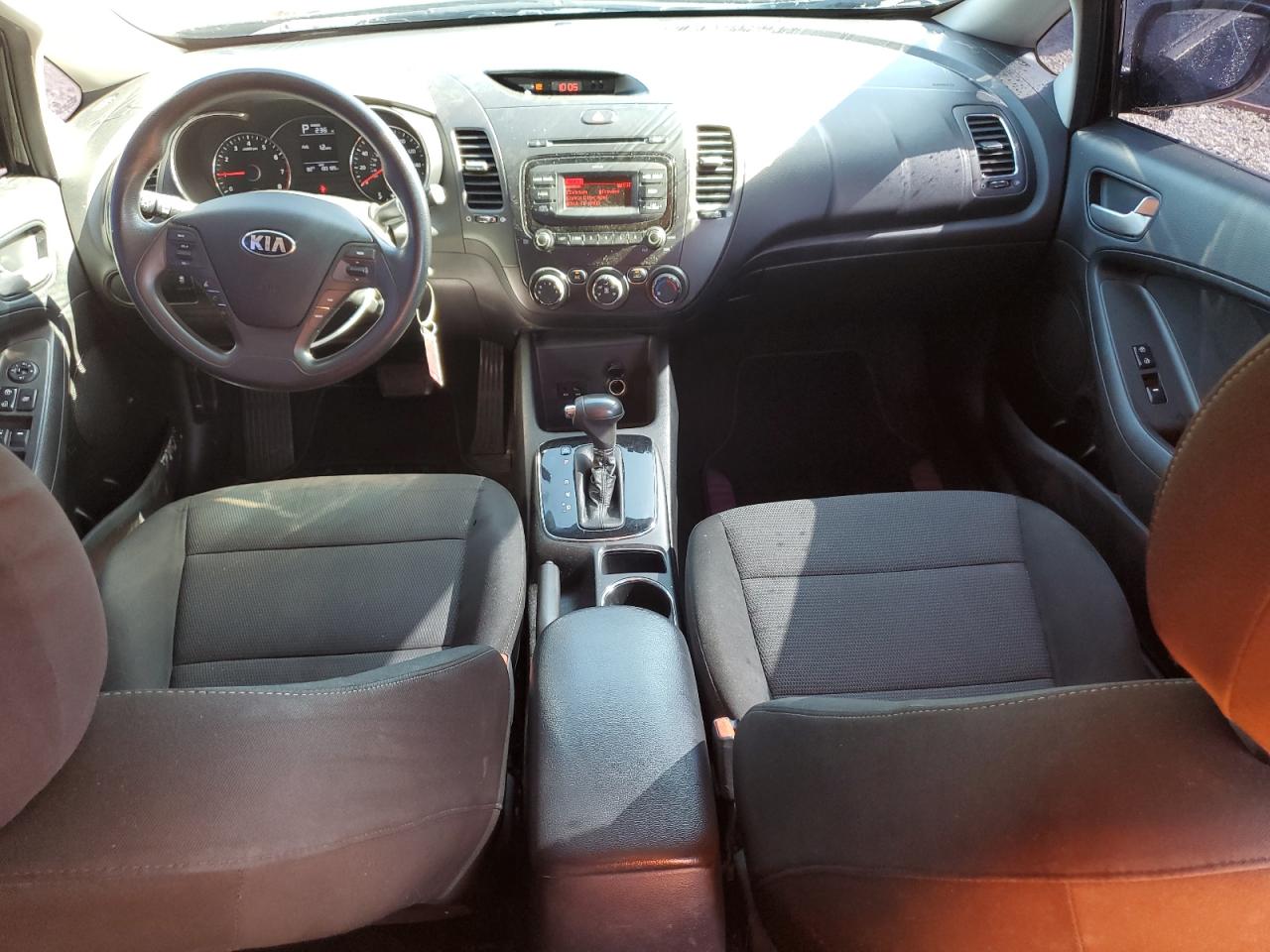 2017 Kia Forte Lx VIN: 3KPFK4A7XHE145623 Lot: 63626464