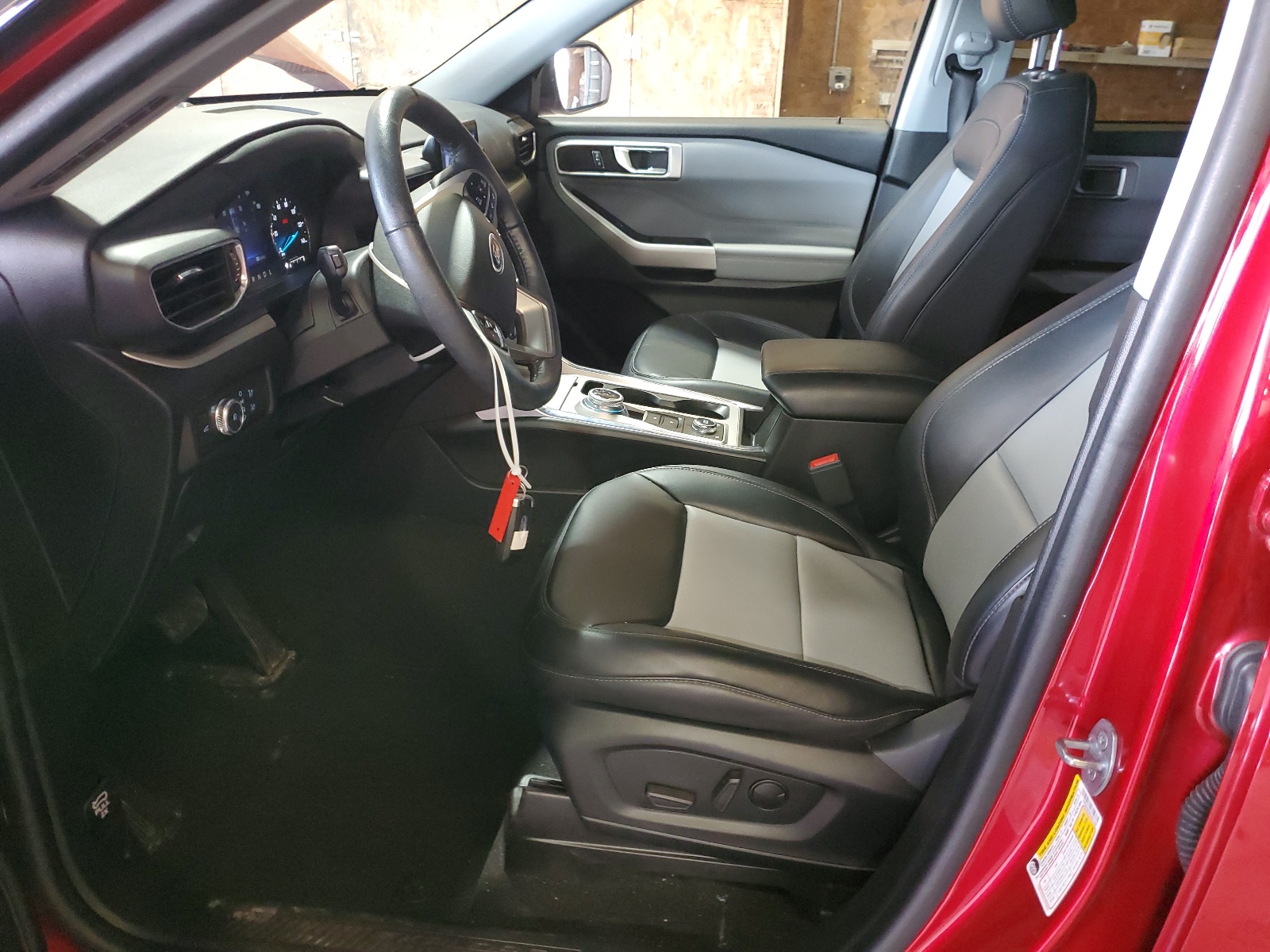 1FMSK8DHXNGA97008 2022 Ford Explorer Xlt