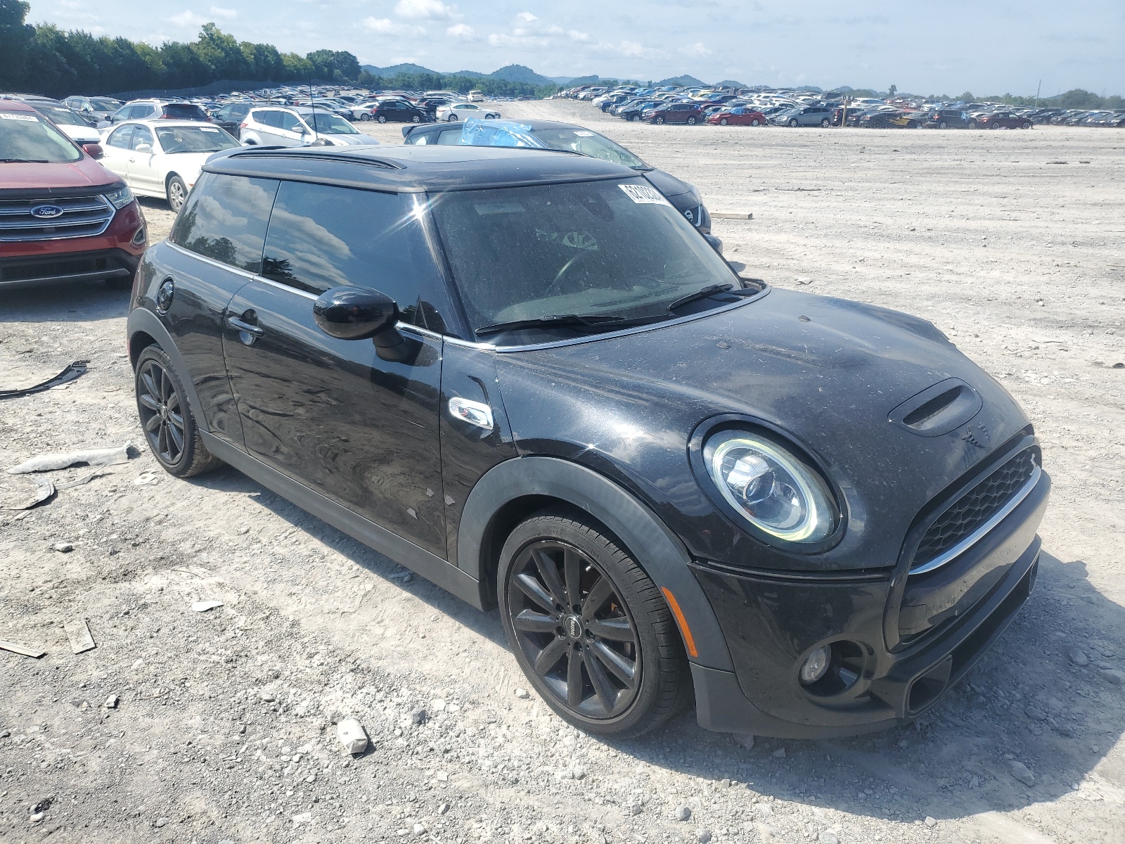 2020 Mini Cooper S vin: WMWXR5C07L2M83280