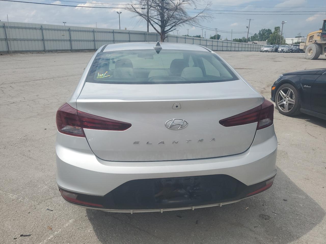 5NPD84LF2KH414792 2019 Hyundai Elantra Sel