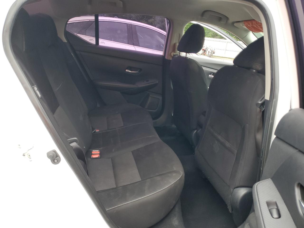 2021 Nissan Sentra - Image 10