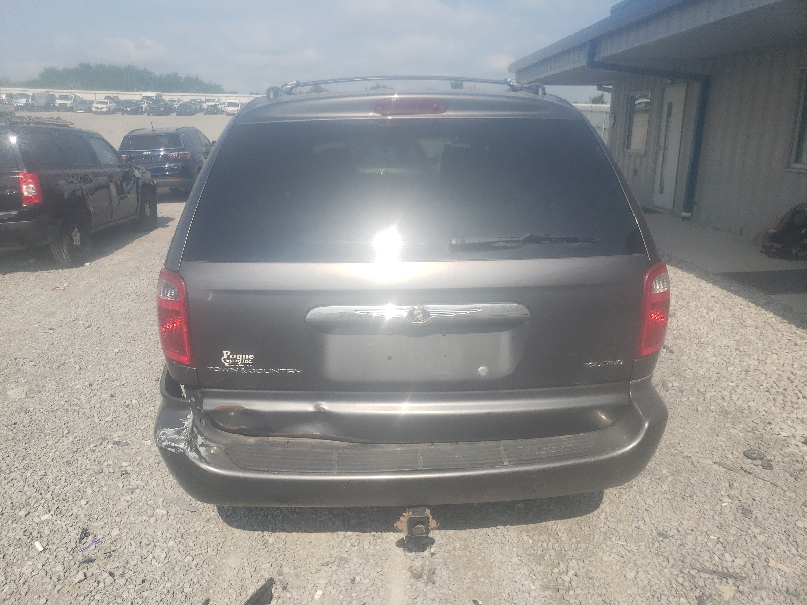 2C4GP54L44R560921 2004 Chrysler Town & Country Touring
