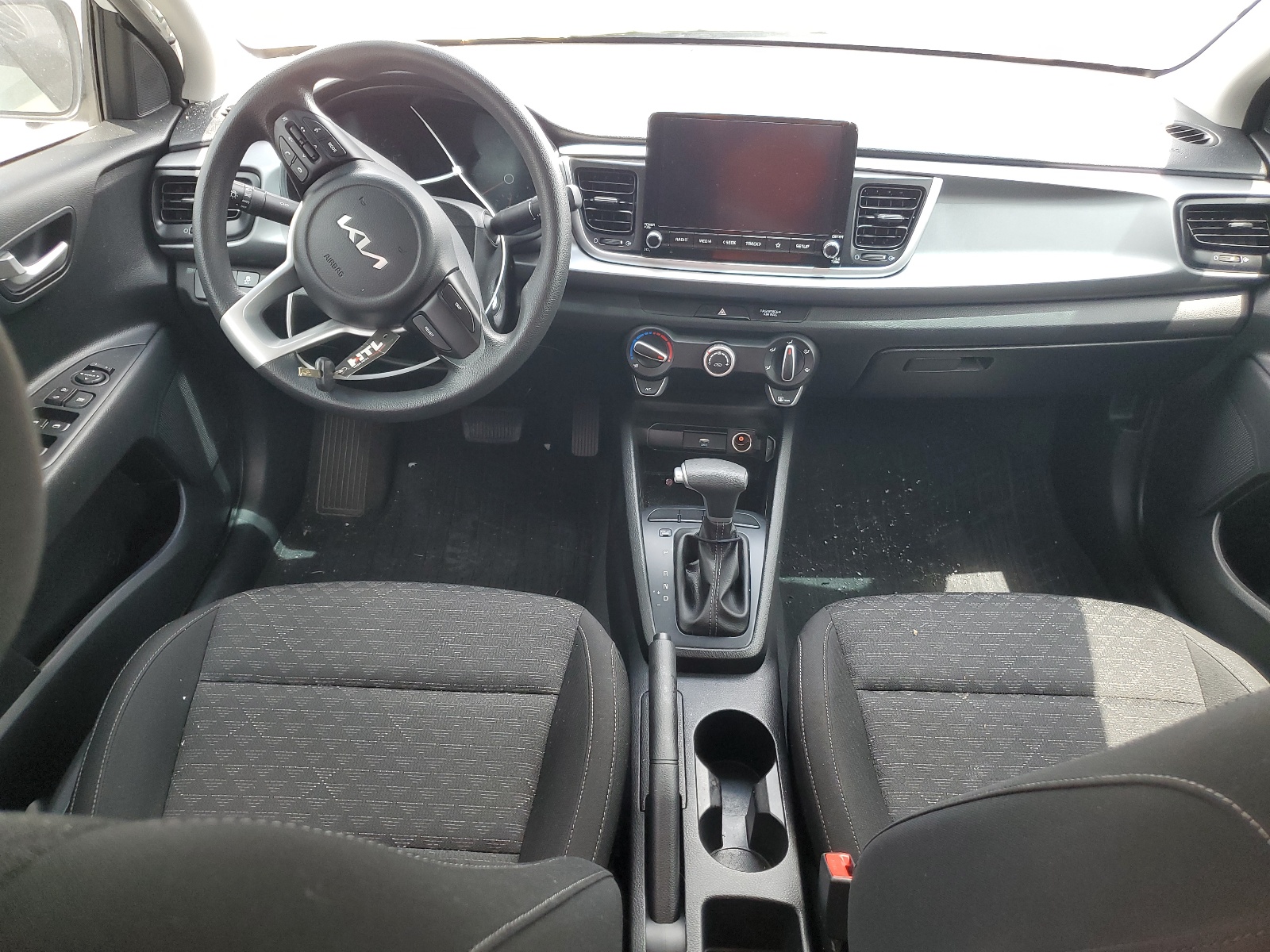 3KPA24AD2NE499051 2022 Kia Rio Lx