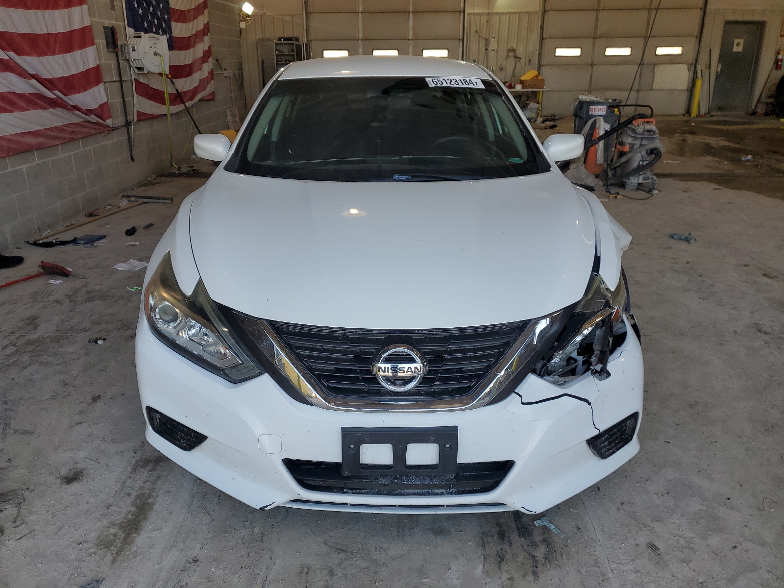 2016 Nissan Altima 2.5 vin: 1N4AL3AP2GC205097