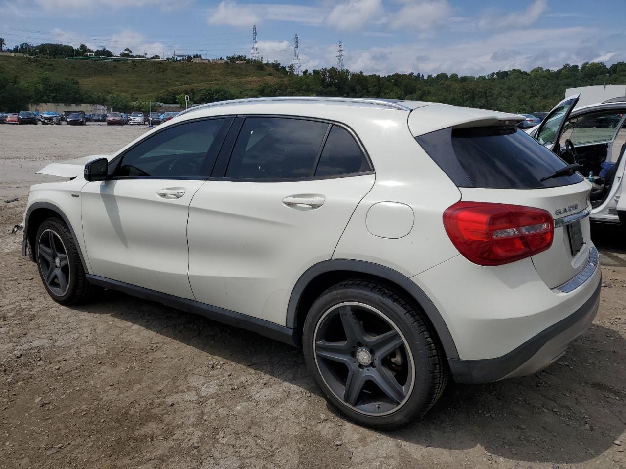 2015 Mercedes-Benz Gla 250 4Matic VIN: WDCTG4GB0FJ039398 Lot: 63755174