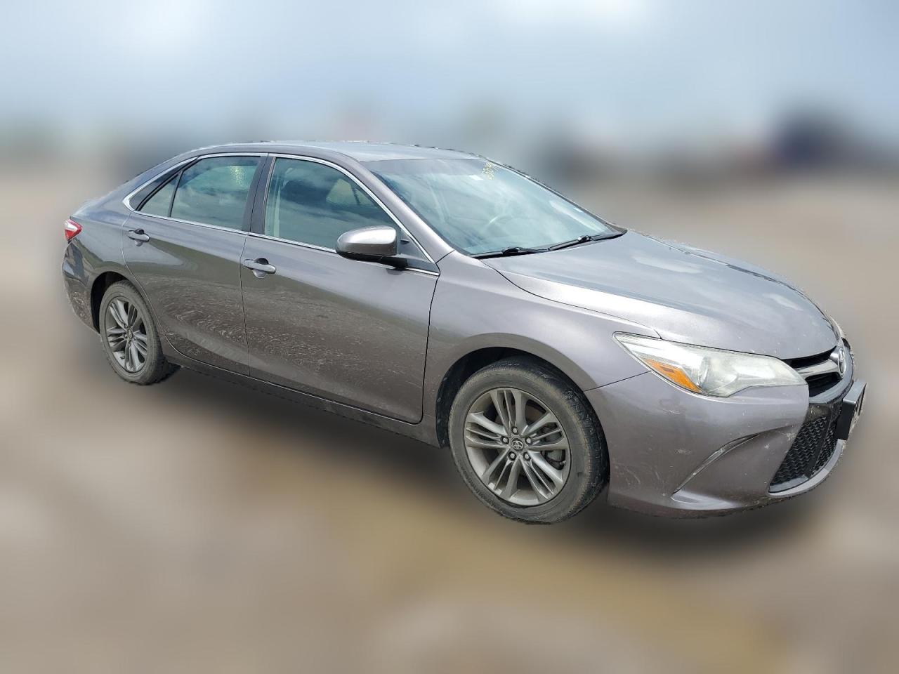 4T1BF1FKXHU649908 2017 Toyota Camry Le