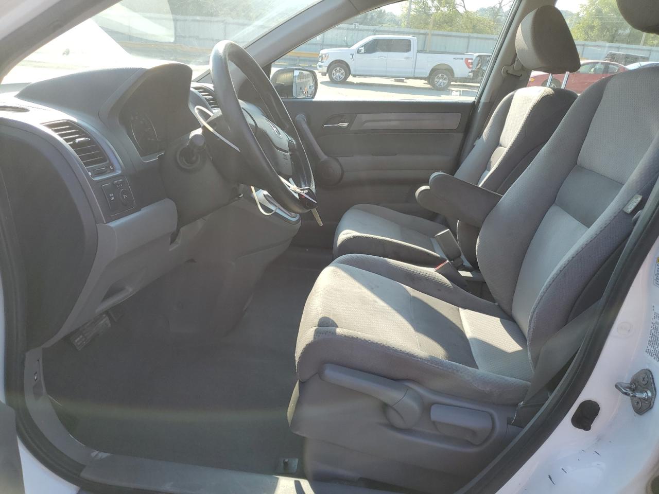 2008 Honda Cr-V Lx VIN: 3CZRE38348G705913 Lot: 63208034