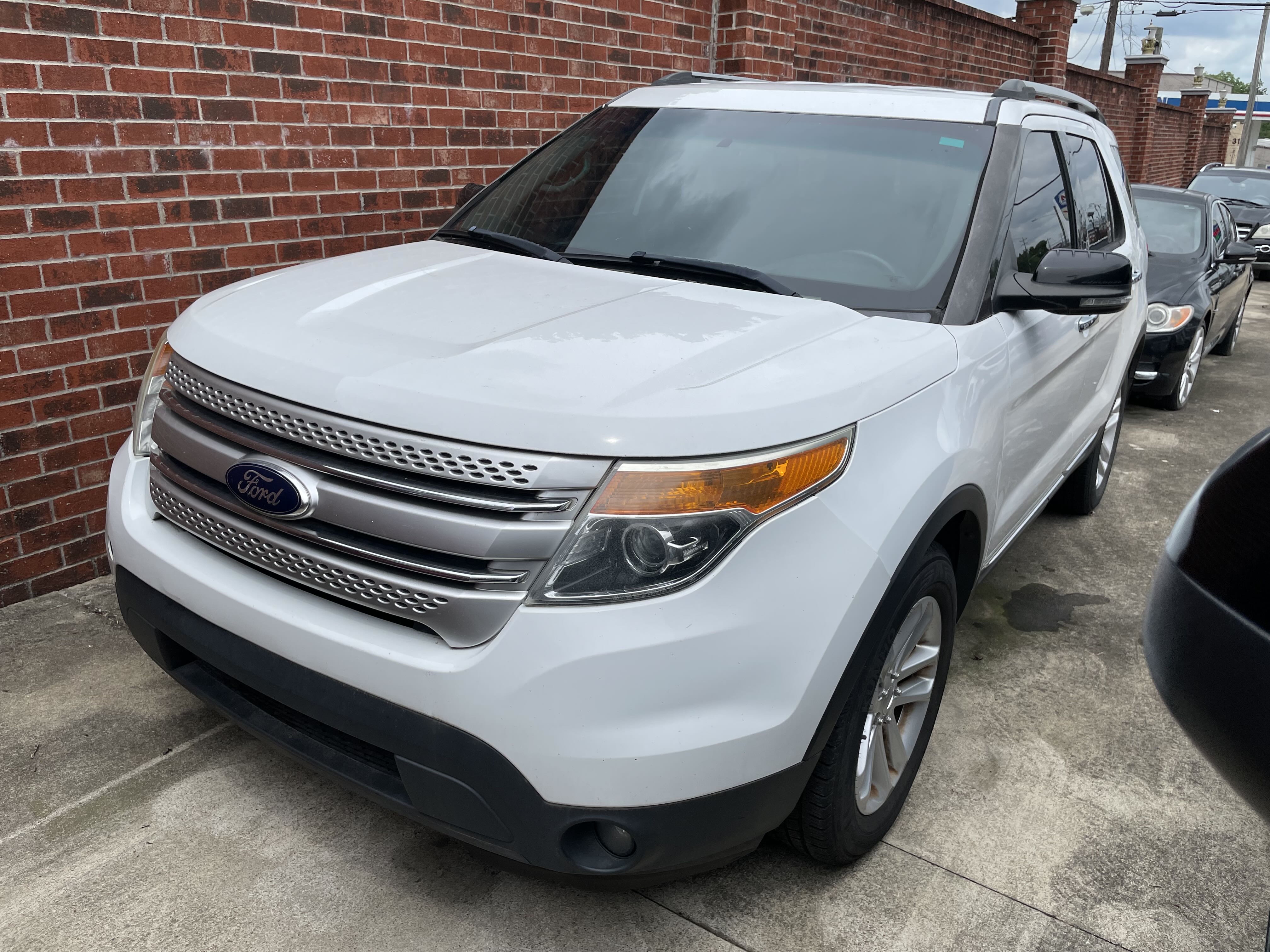 2014 Ford Explorer Xlt vin: 1FM5K7D82EGB43681