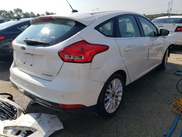  FORD FOCUS 2016 Белы