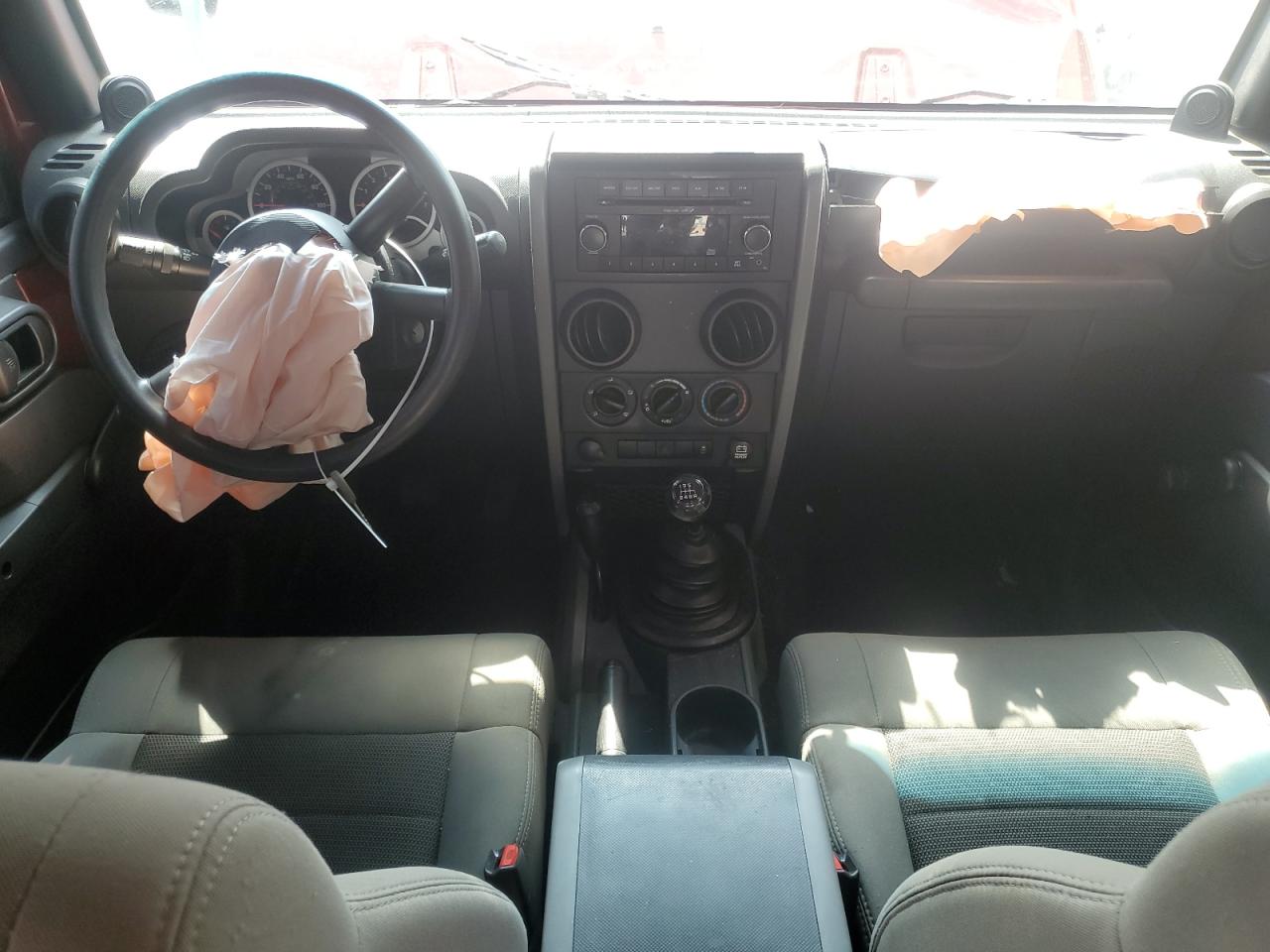 2010 Jeep Wrangler Sport VIN: 1J4AA2D16AL102428 Lot: 62712004