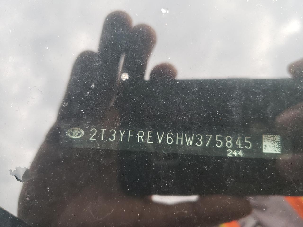 2017 Toyota Rav4 Limited VIN: 2T3YFREV6HW375845 Lot: 61301264