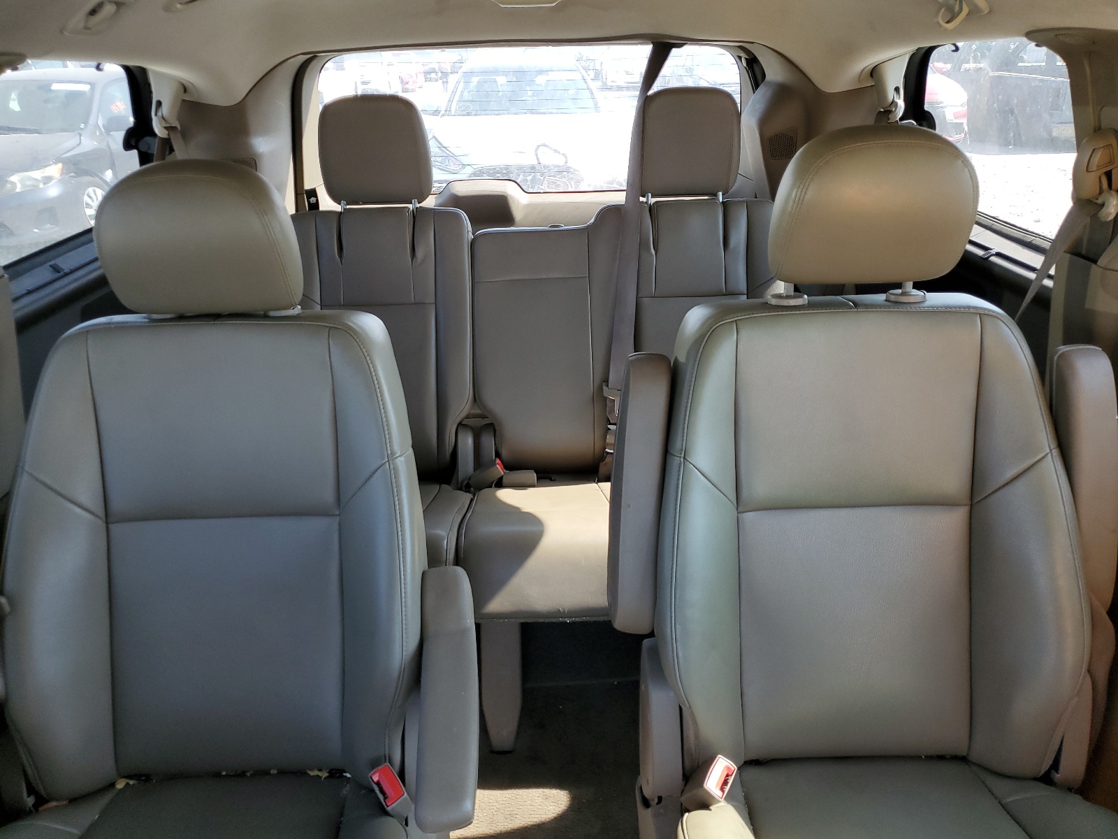 2012 Volkswagen Routan Se vin: 2C4RVABG8CR152028