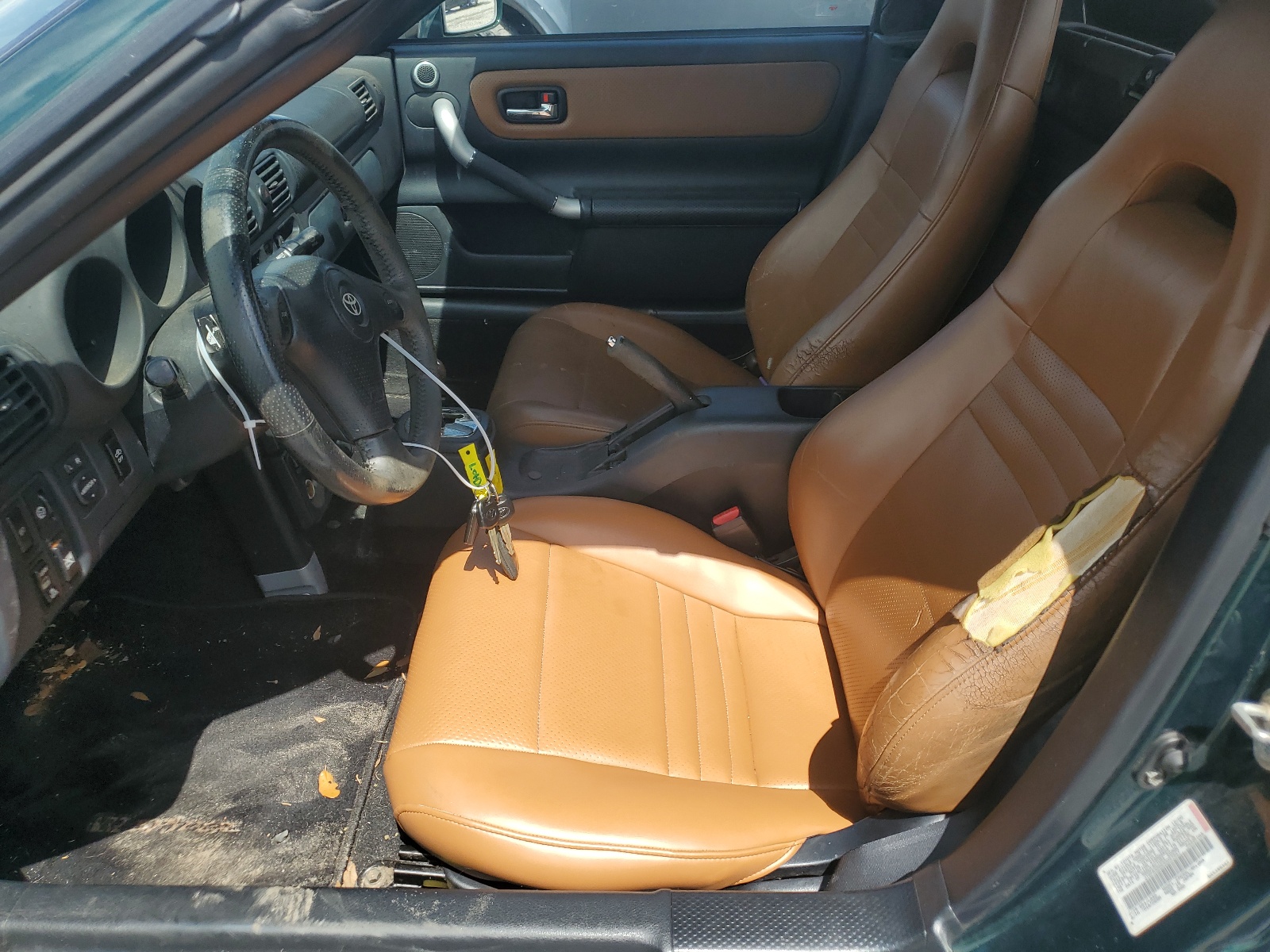 JTDFR320630057547 2003 Toyota Mr2 Spyder