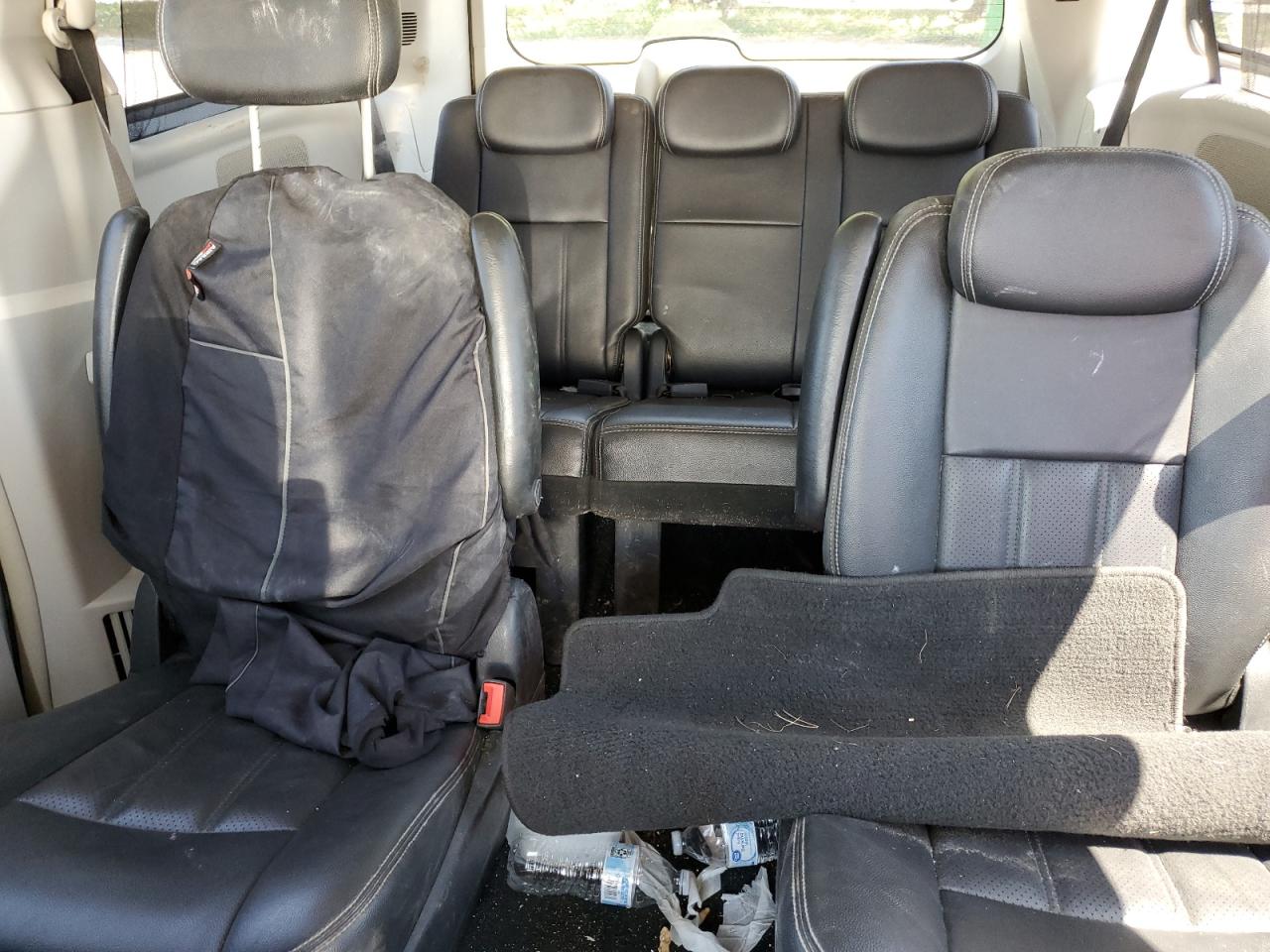 2010 Chrysler Town & Country Touring Plus VIN: 2A4RR8DX2AR376493 Lot: 63839384