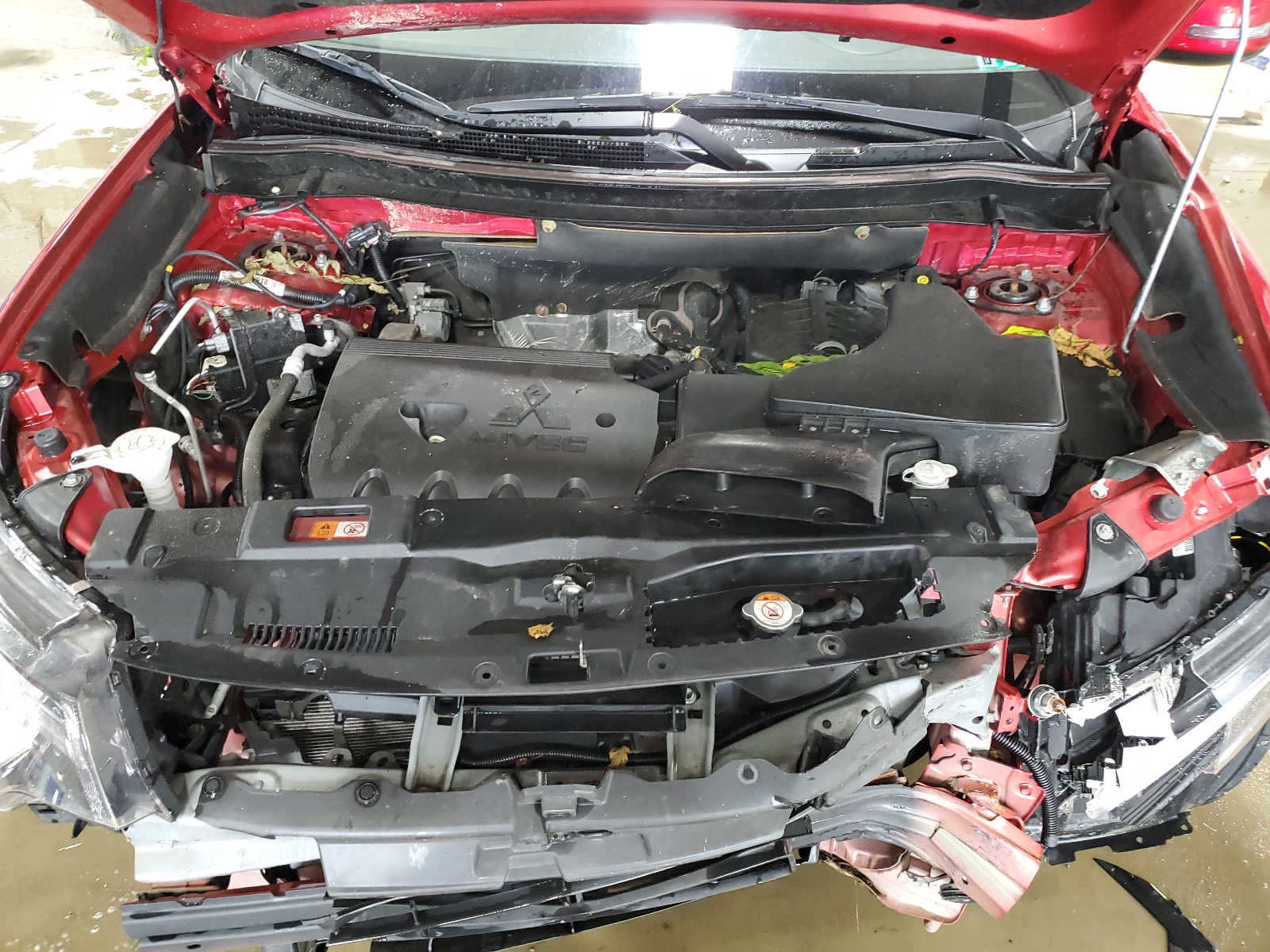 JA4AZ3A33LZ015865 2020 Mitsubishi Outlander Se