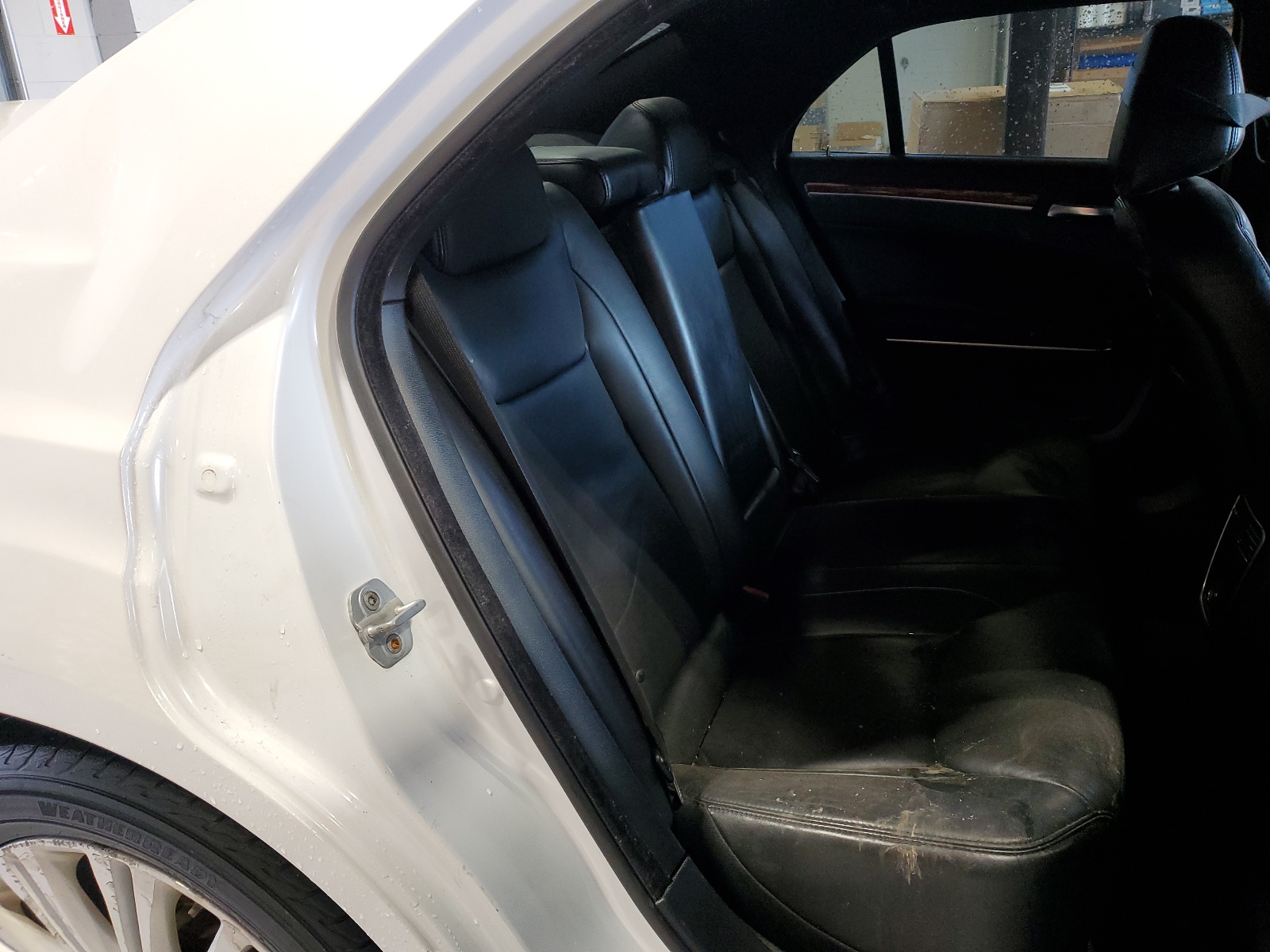 2C3CCAHG4CH217146 2012 Chrysler 300 Limited