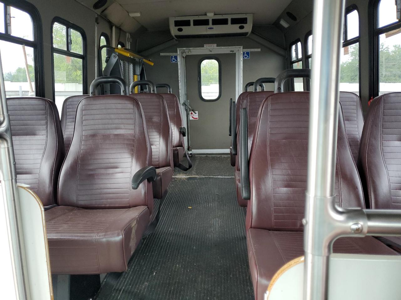 2008 Ford Econoline E350 Super Duty Cutaway Van VIN: 1FD3E35S98DB17571 Lot: 62897124