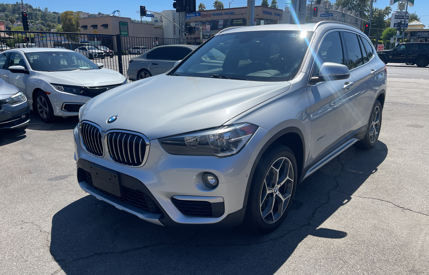 2018 BMW X1 xDrive28I vin: WBXHT3Z36J4A67016