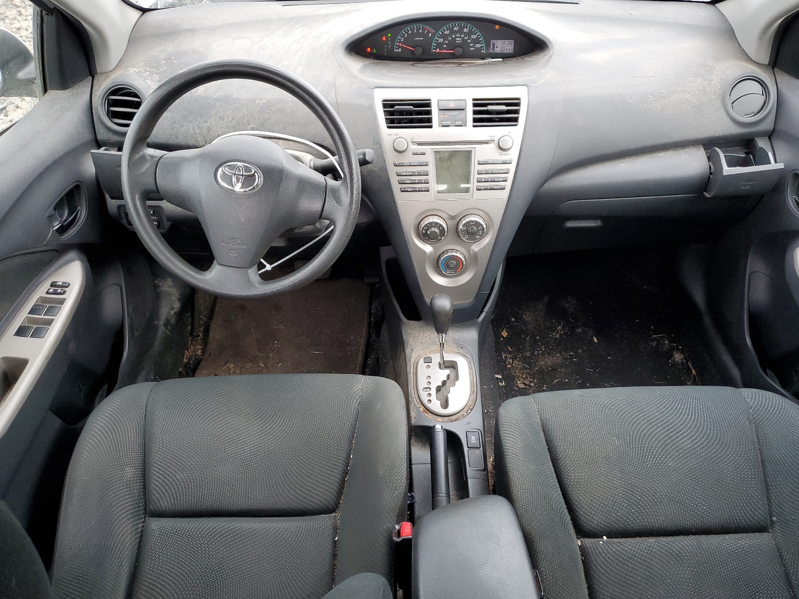 JTDBT4K32B1404011 2011 Toyota Yaris