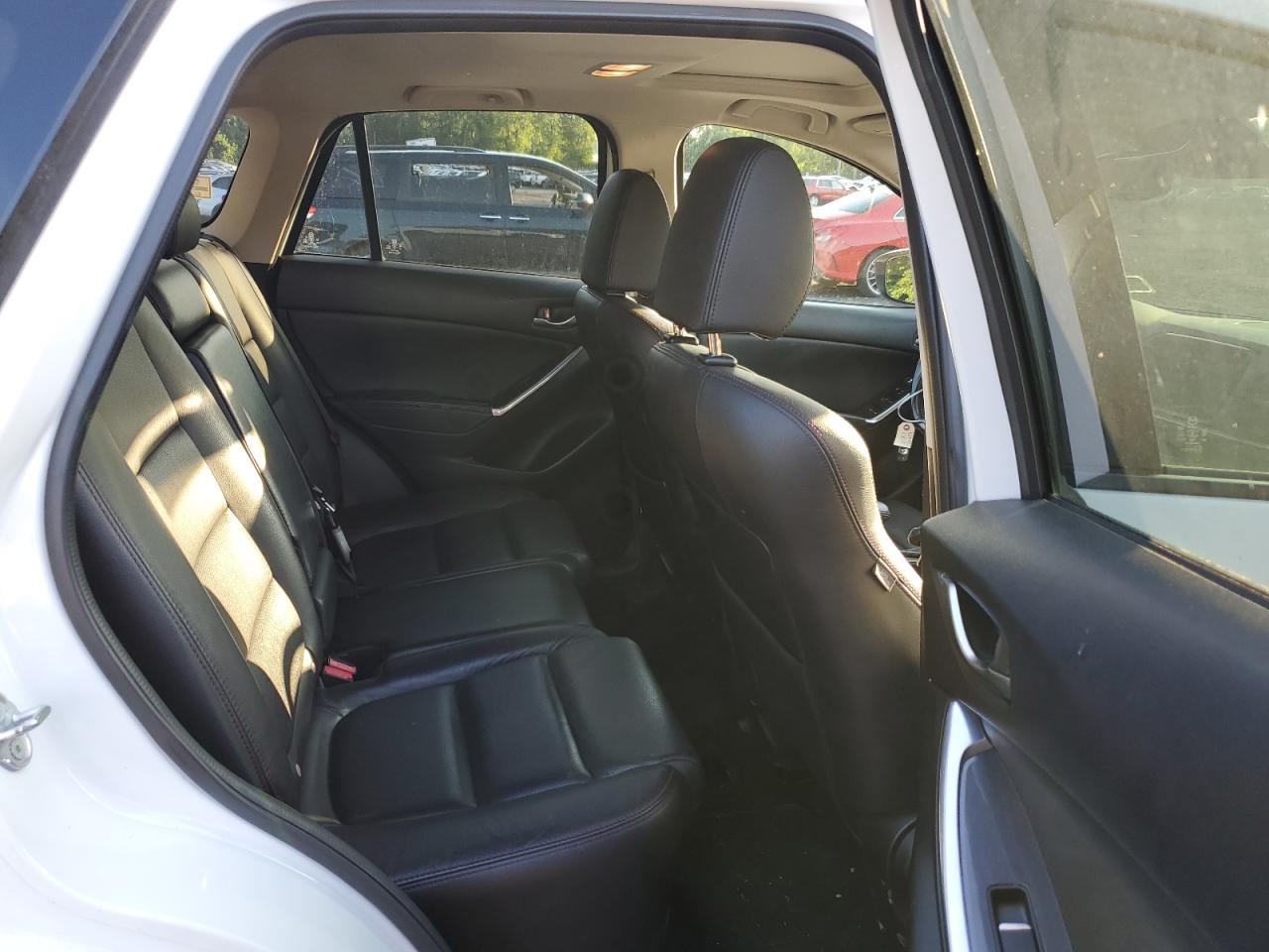 2016 Mazda Cx-5 Gt VIN: JM3KE4DYXG0607588 Lot: 62565454