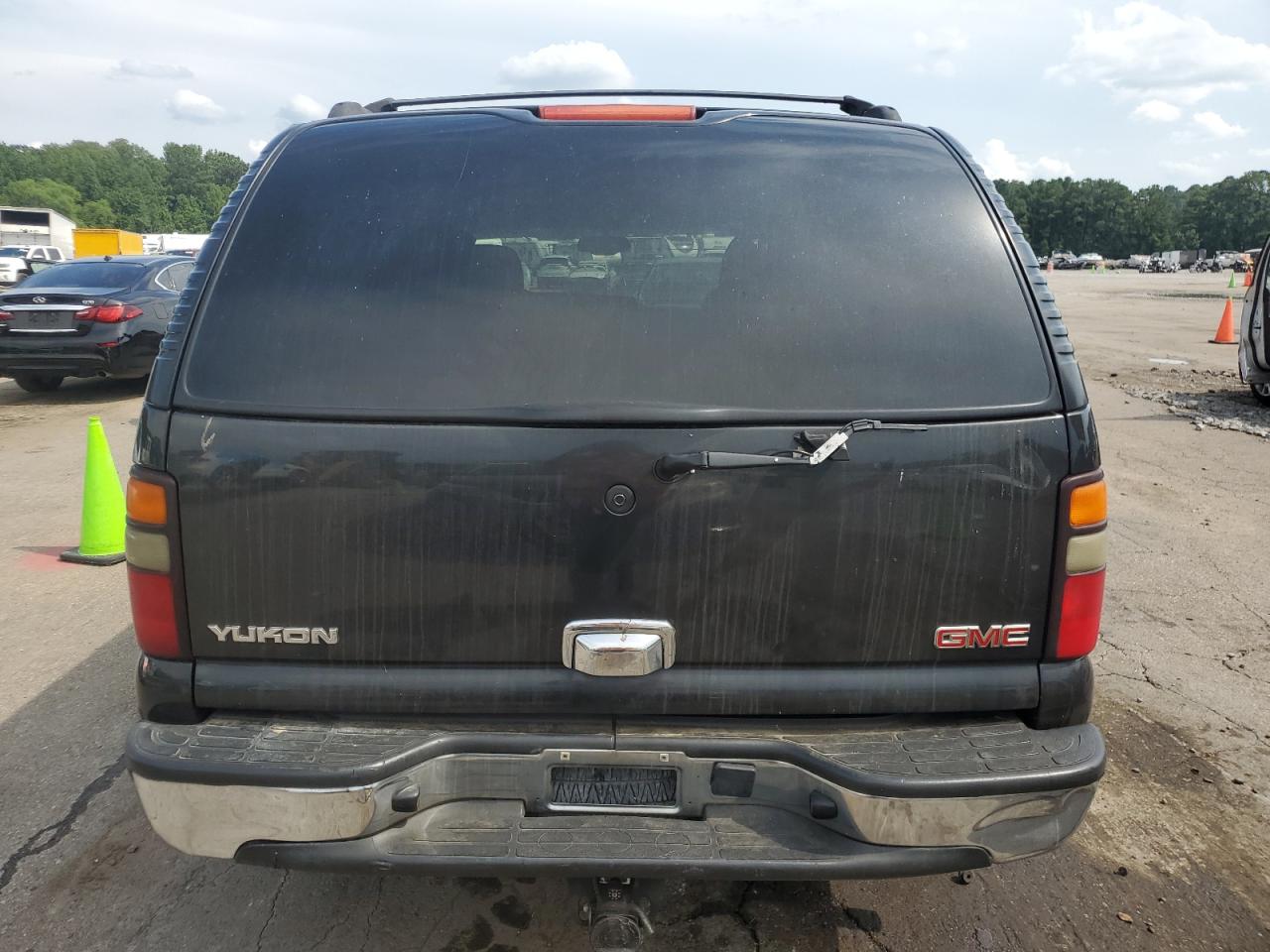 2004 GMC Yukon VIN: 1GKEK13Z44R124021 Lot: 64380394