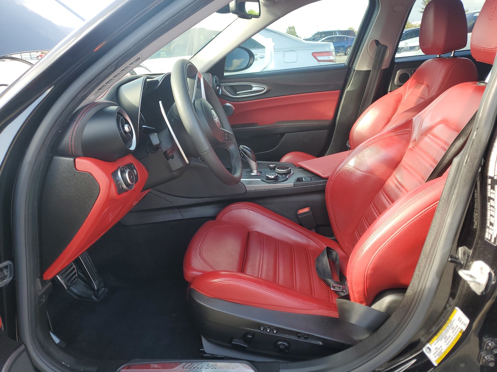 ZARFAMBN0K7609323 2019 Alfa Romeo Giulia Ti