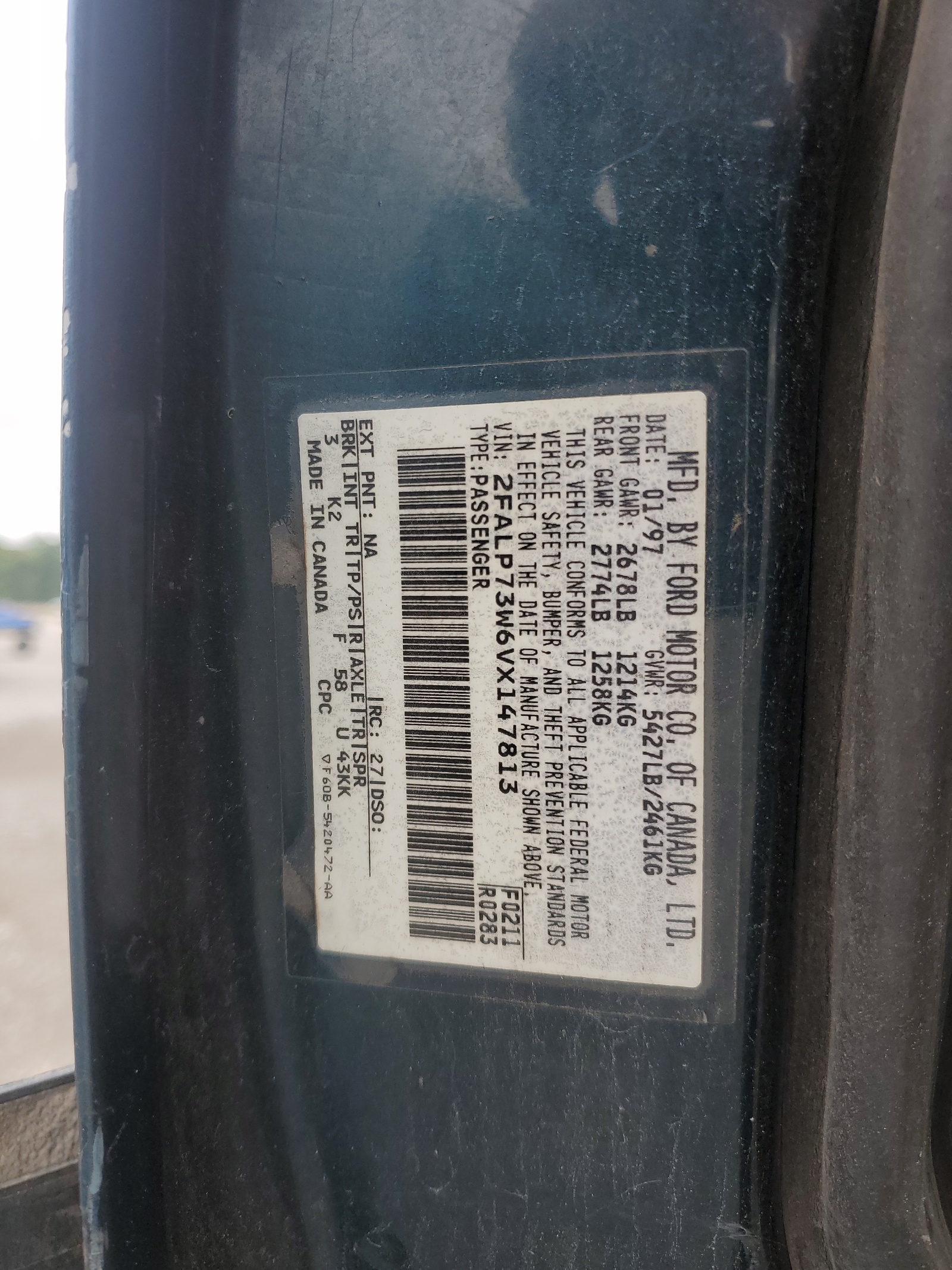 2FALP73W6VX147813 1997 Ford Crown Victoria