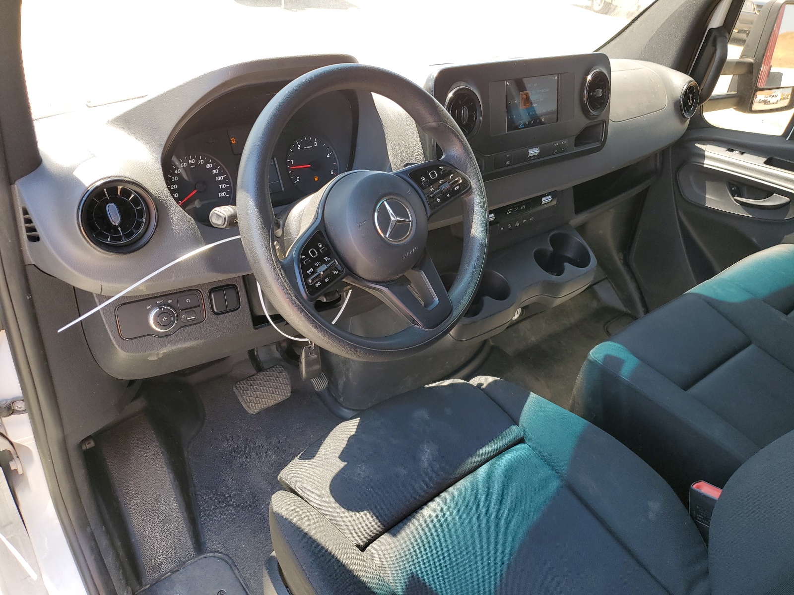 WDAPF4CD4KN006623 2019 Mercedes-Benz Sprinter 3500/4500