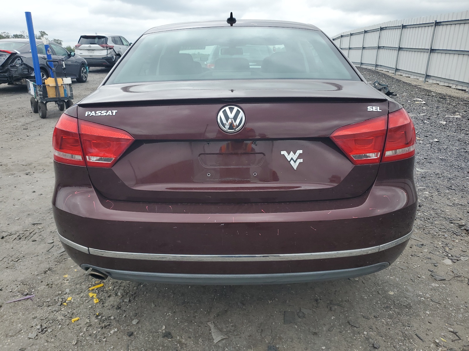 1VWCP7A30DC029171 2013 Volkswagen Passat Sel