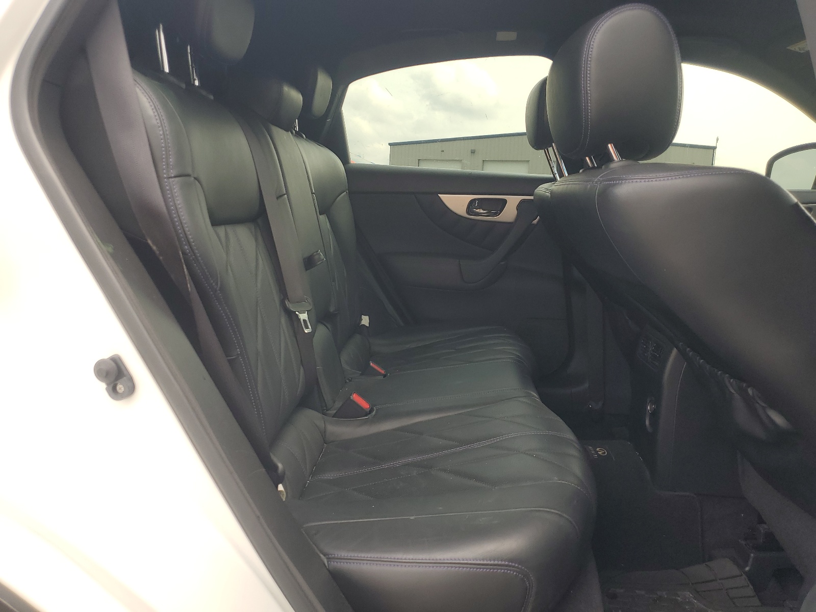 JN8CS1MW2FM482357 2015 Infiniti Qx70