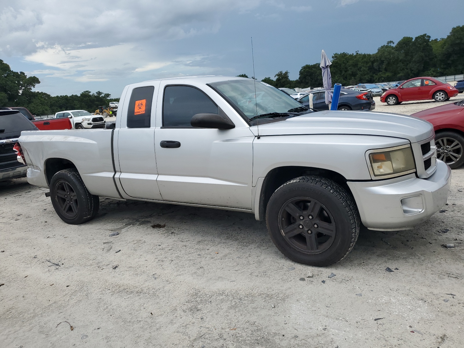 1D7CE3BK1AS145901 2010 Dodge Dakota Sxt