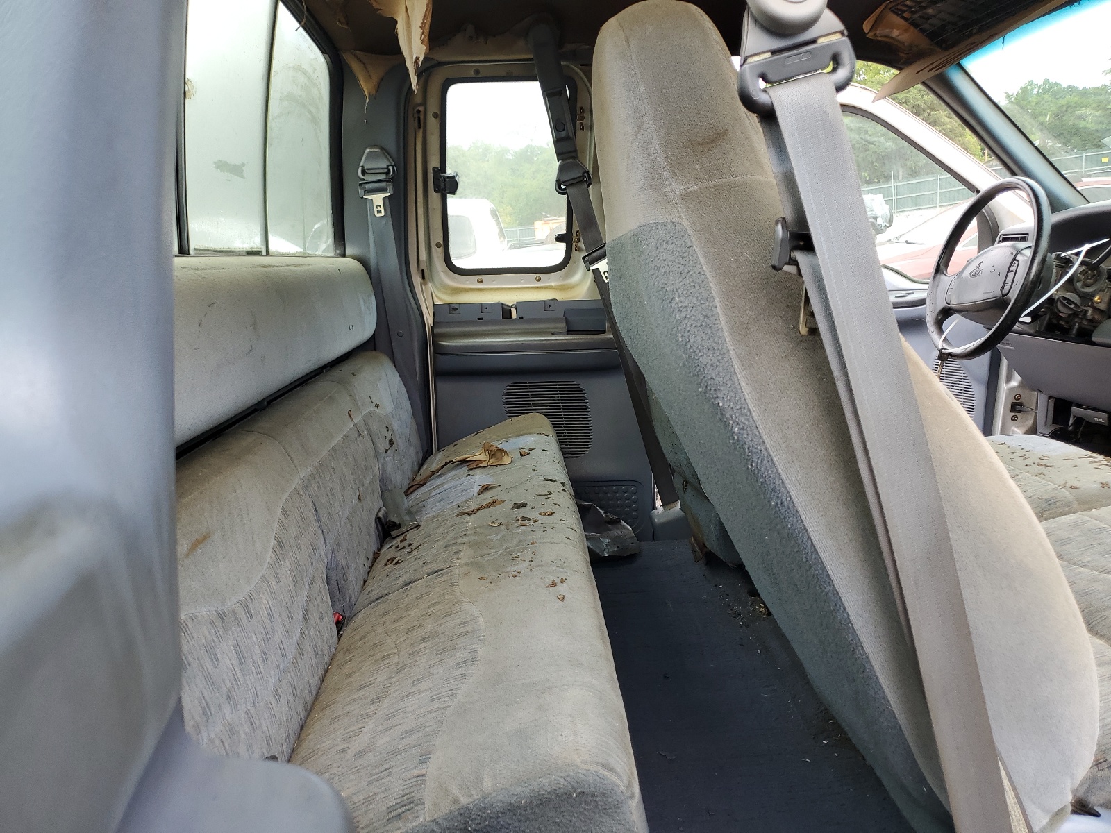 1FTSX31S6XEC34114 1999 Ford F350 Srw Super Duty 1FTSX31S6XEC34114 1999 Ford F350 Srw Super Duty