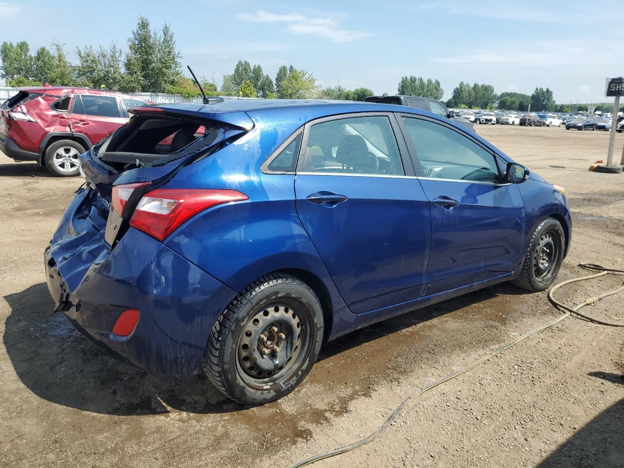 2013 Hyundai Elantra - Image 3