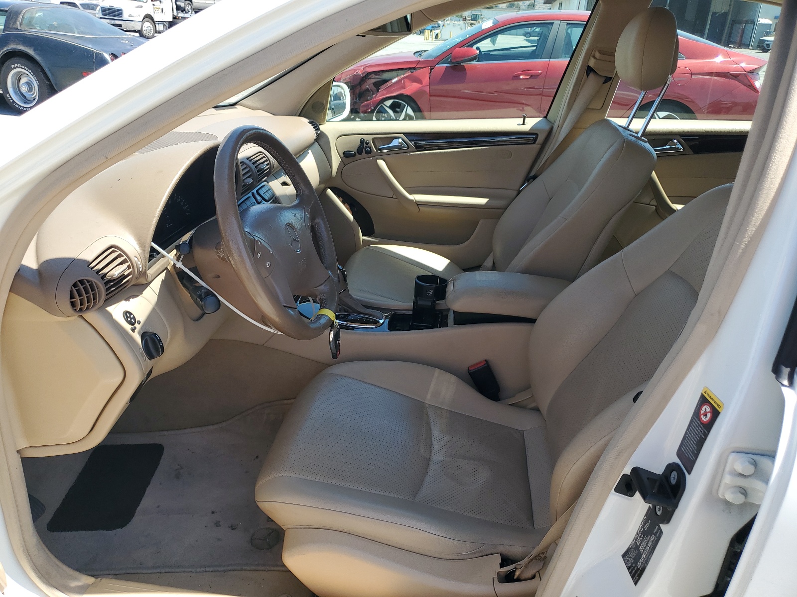 WDBRF64J62F270604 2002 Mercedes-Benz C 320