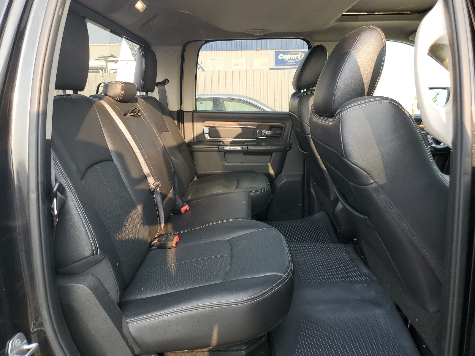 1C6RR7NM7JS353740 2018 Ram 1500 Laramie