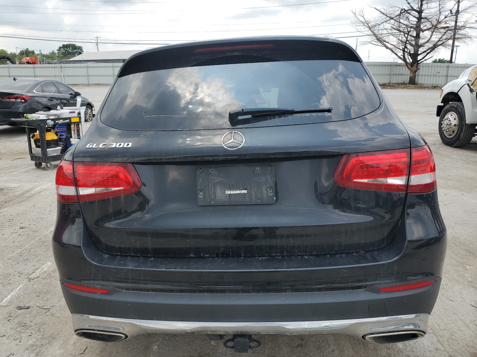 WDC0G4JB7JV026709 2018 Mercedes-Benz Glc 300