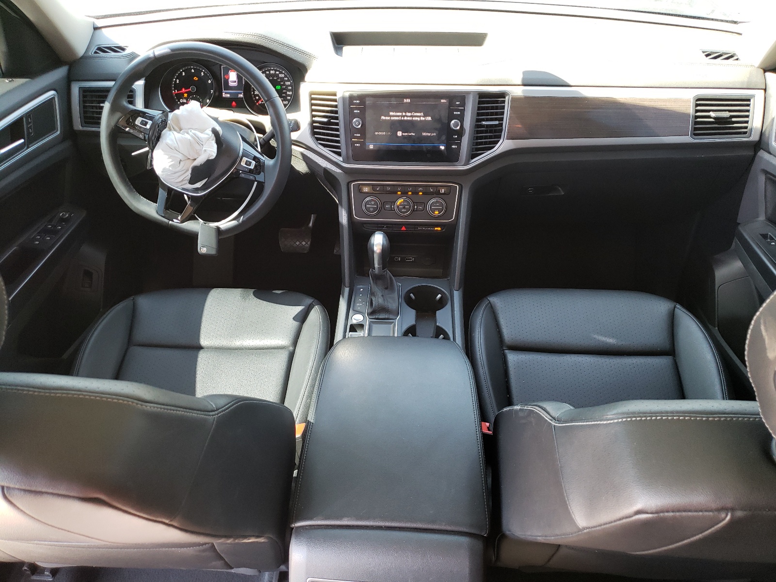 1V2WR2CA8KC593302 2019 Volkswagen Atlas Se