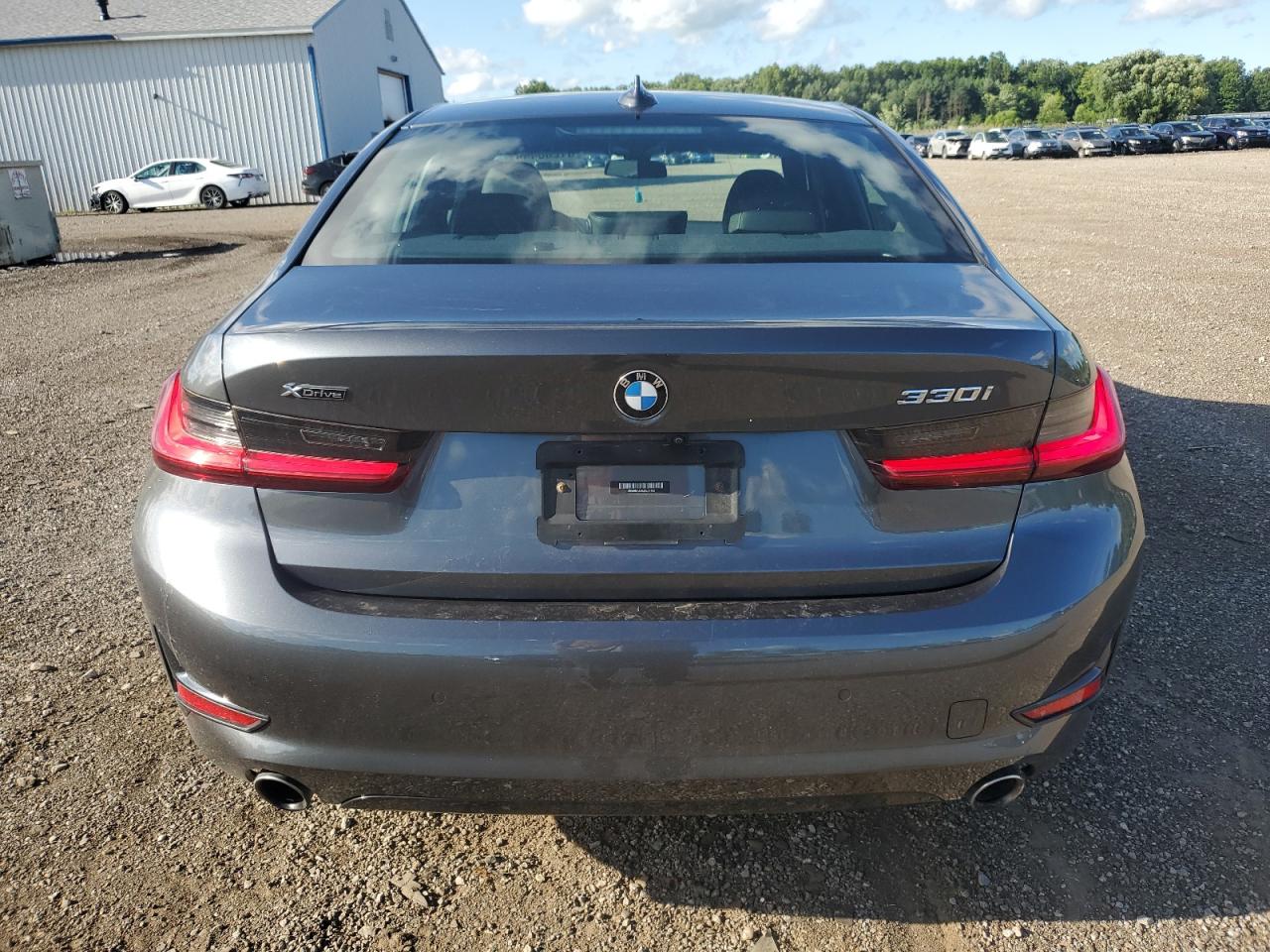 2021 BMW 330Xi VIN: 3MW5R7J04M8C07793 Lot: 61266444