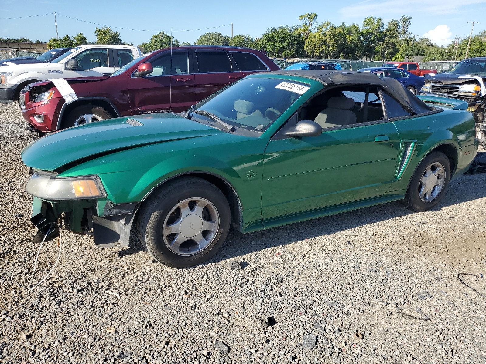 1FAFP4449XF184815 1999 Ford Mustang