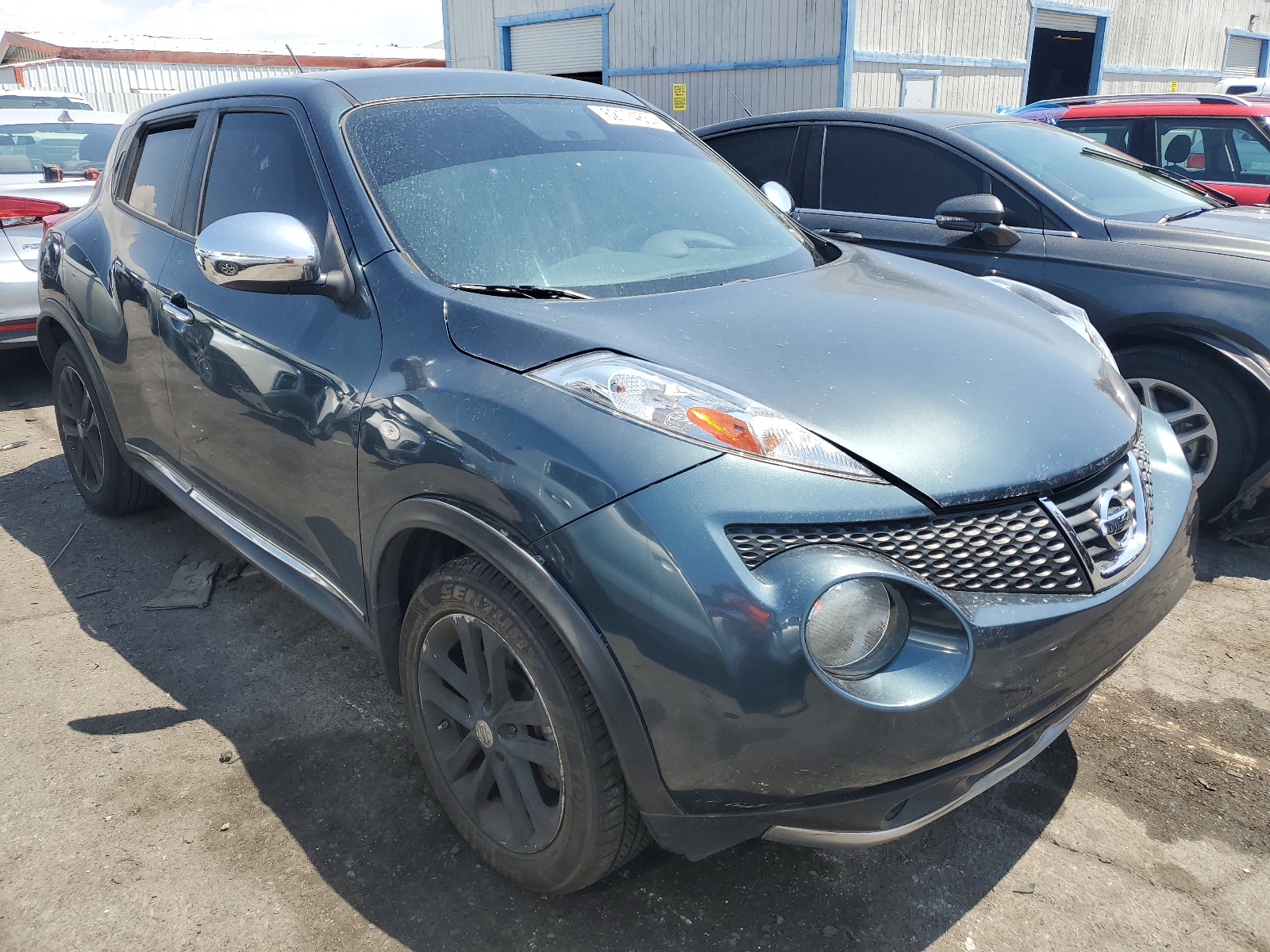 2014 Nissan Juke S vin: JN8AF5MR2ET359210