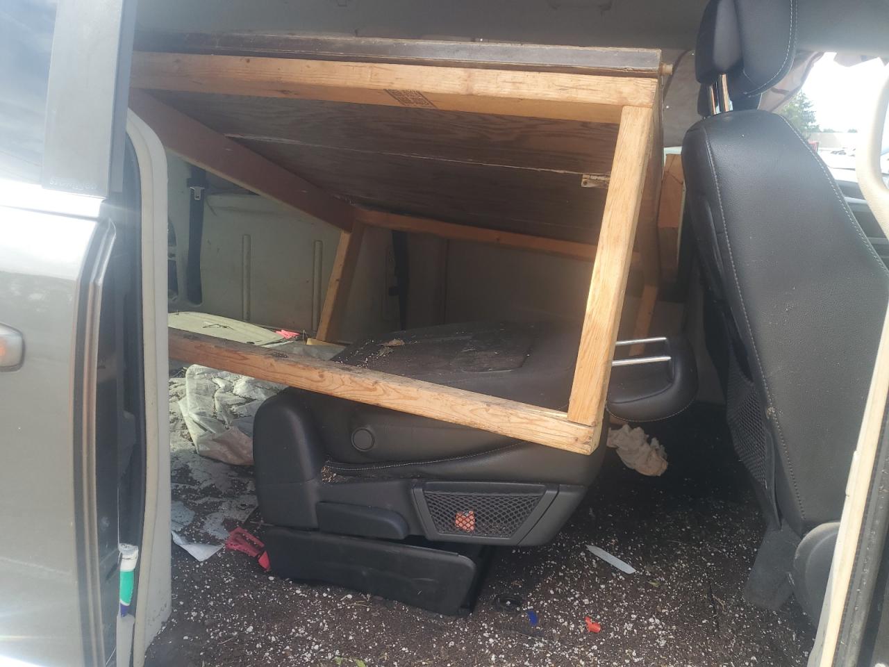 2010 Chrysler Town & Country Touring Plus VIN: 2A4RR8DX2AR368202 Lot: 61911604