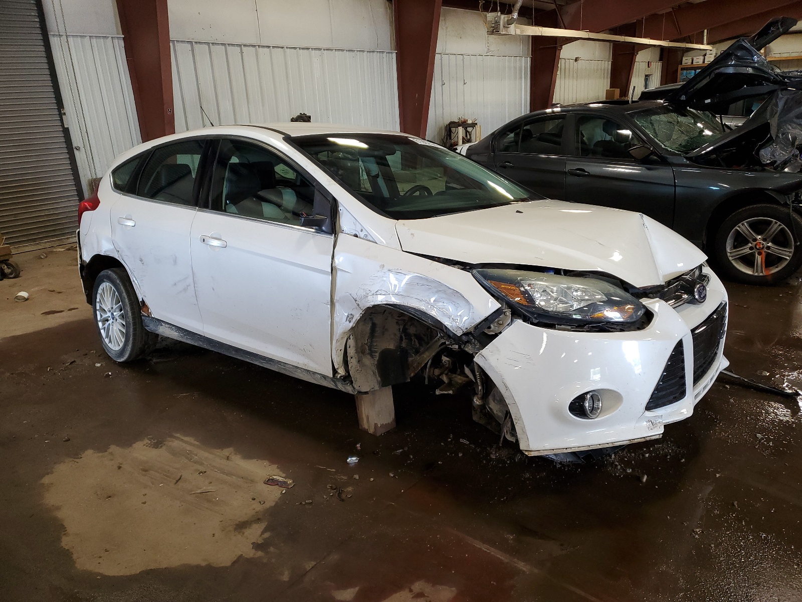 2014 Ford Focus Titanium vin: 1FADP3N24EL194598