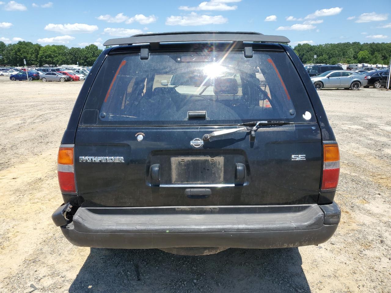 1996 Nissan Pathfinder Le VIN: JN8AR05Y3TW032987 Lot: 64073234