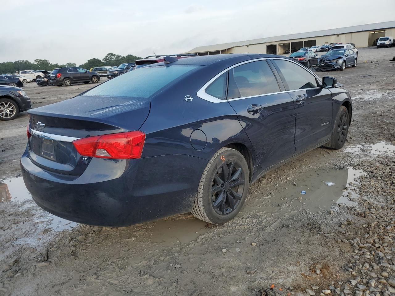 2018 Chevrolet Impala - Image 3