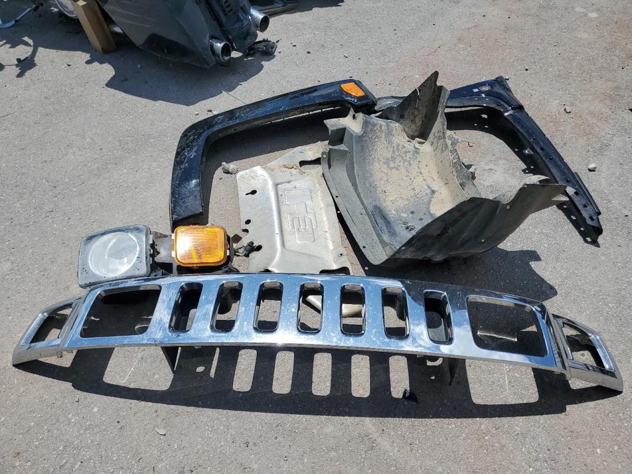 2007 Hummer H3 VIN: 5GTDN13E778227870 Lot: 63840164