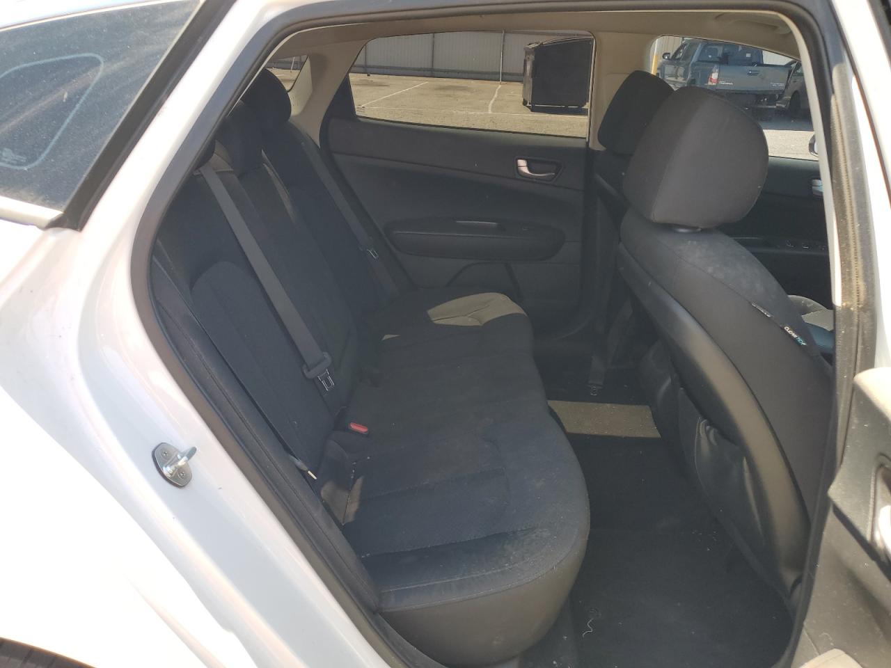 2017 Kia Optima Lx VIN: 5XXGT4L33HG166817 Lot: 65149964