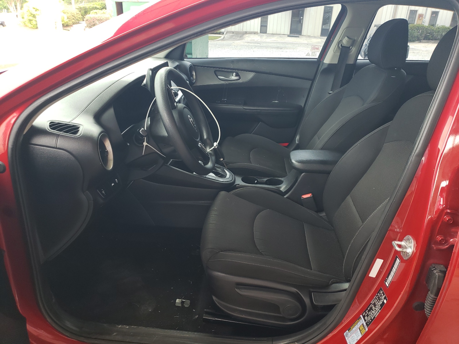 3KPF24AD0KE036150 2019 Kia Forte Fe