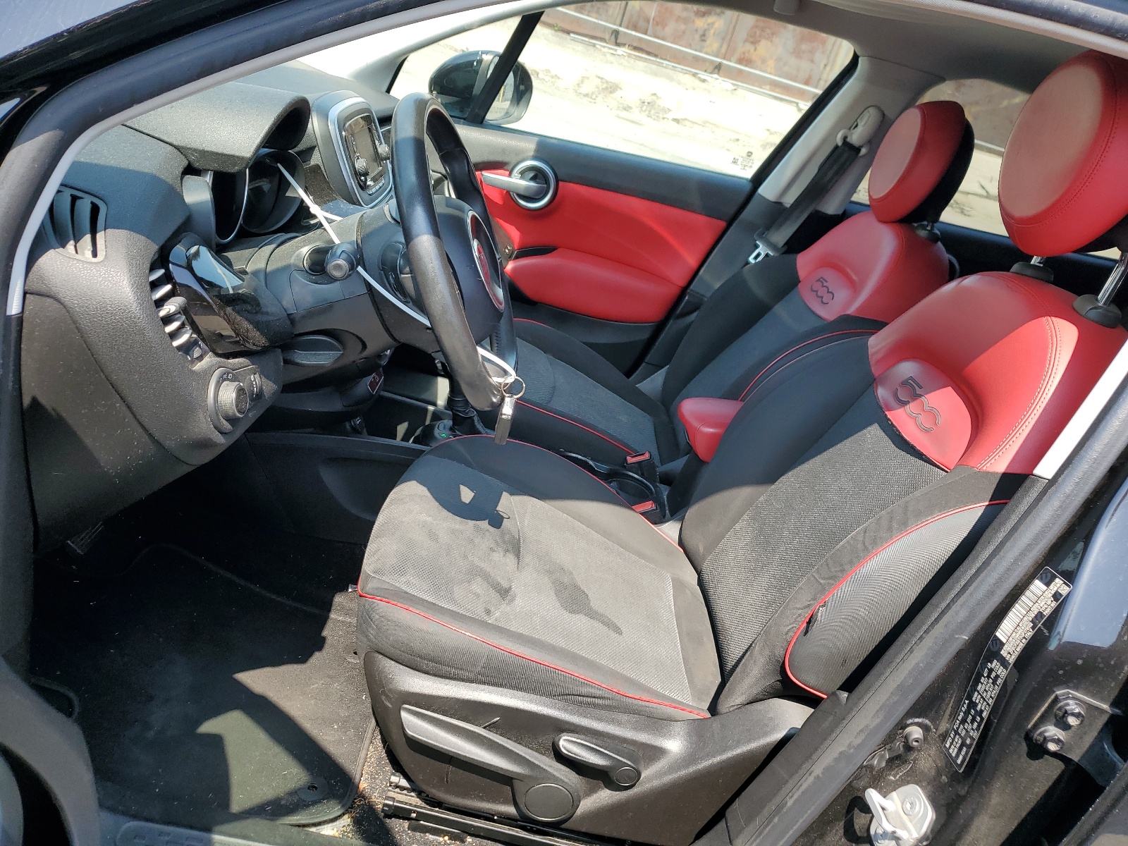 ZFBCFXBT0GP379002 2016 Fiat 500X Easy