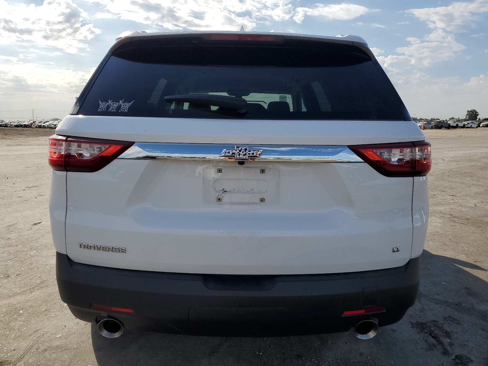 1GNERGKW6JJ137954 2018 Chevrolet Traverse Lt